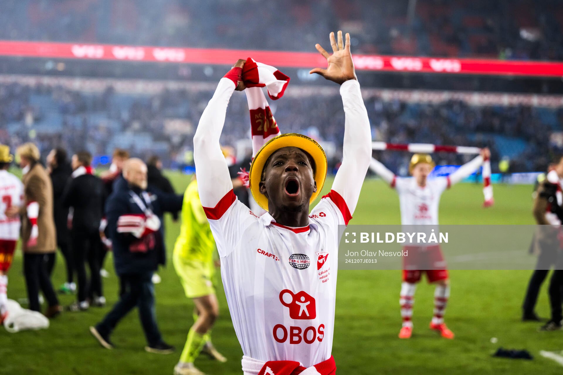 Maxwell Woledzi of Fredrikstad celebrates