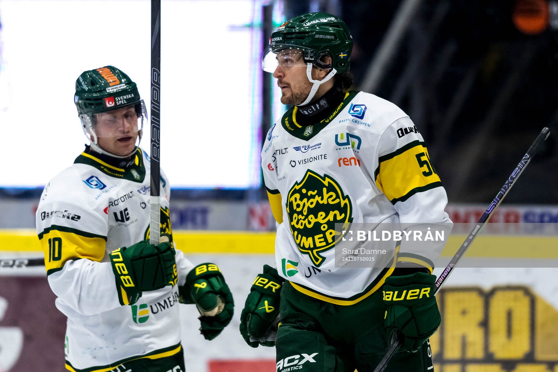 Björklövens Fredrik Forsberg jublar
