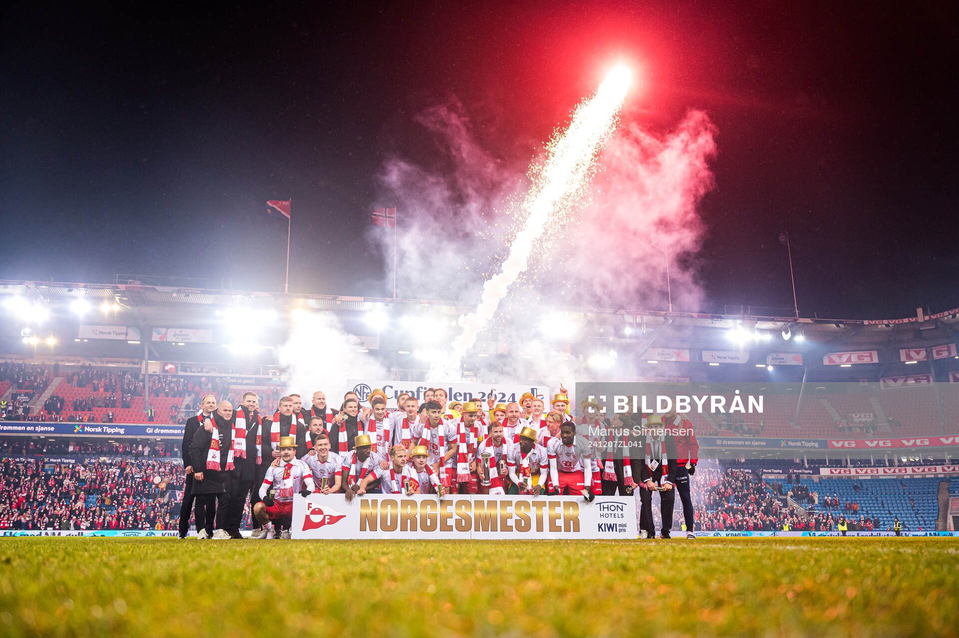 Players of Fredrikstad celebrates with the trophy
