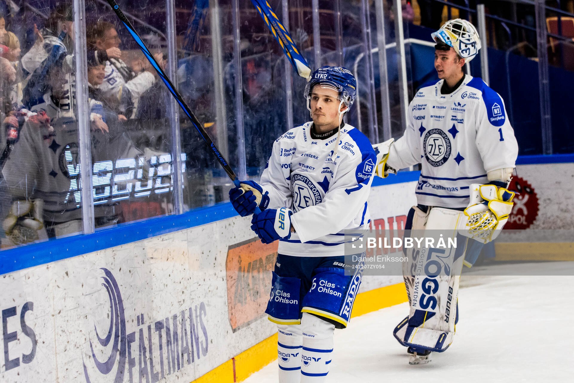 Leksands målvakt Marcus Gidlöf och Marcus Karlberg jublar