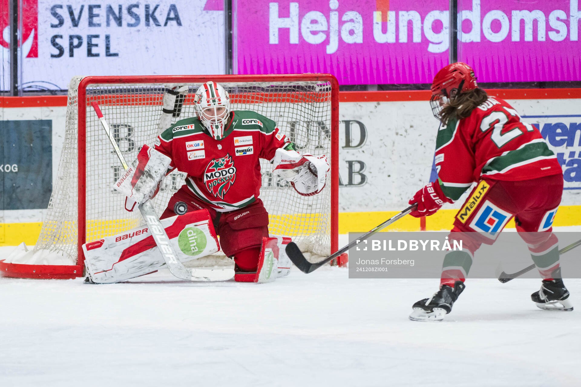 Modos målvakt Lovisa Persson