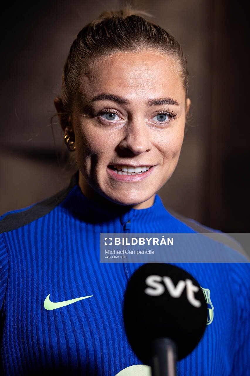 Fridolina Rolfö of FC Barcelona gives an interview