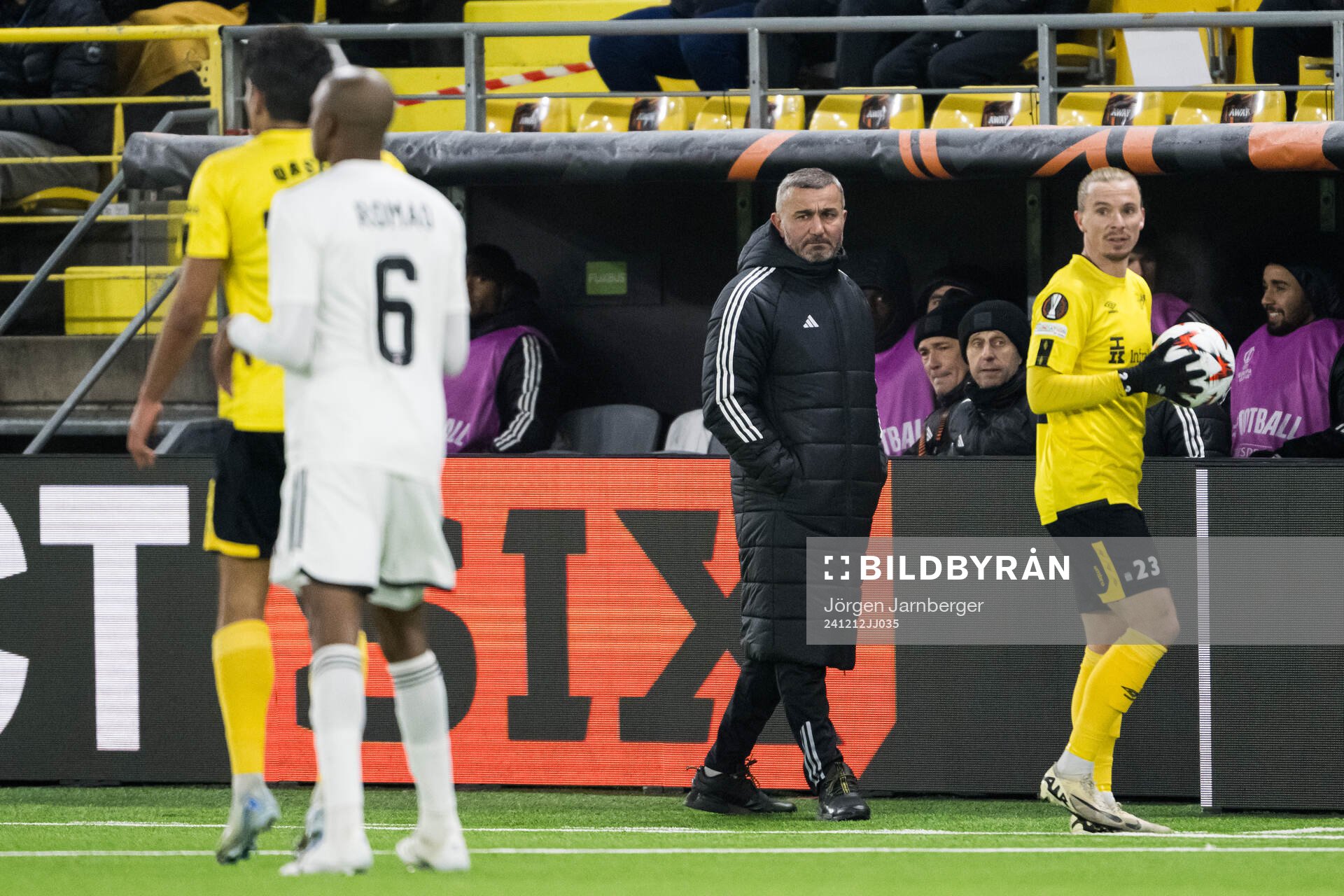 Head coach Gurban Gurbanov of Qarabag