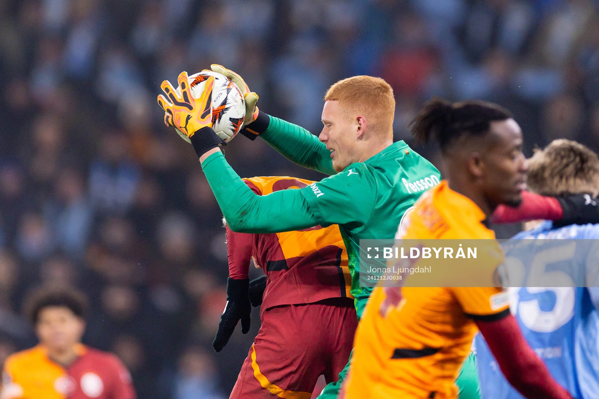 goalkeeper Joakim Persson of Malmö FF