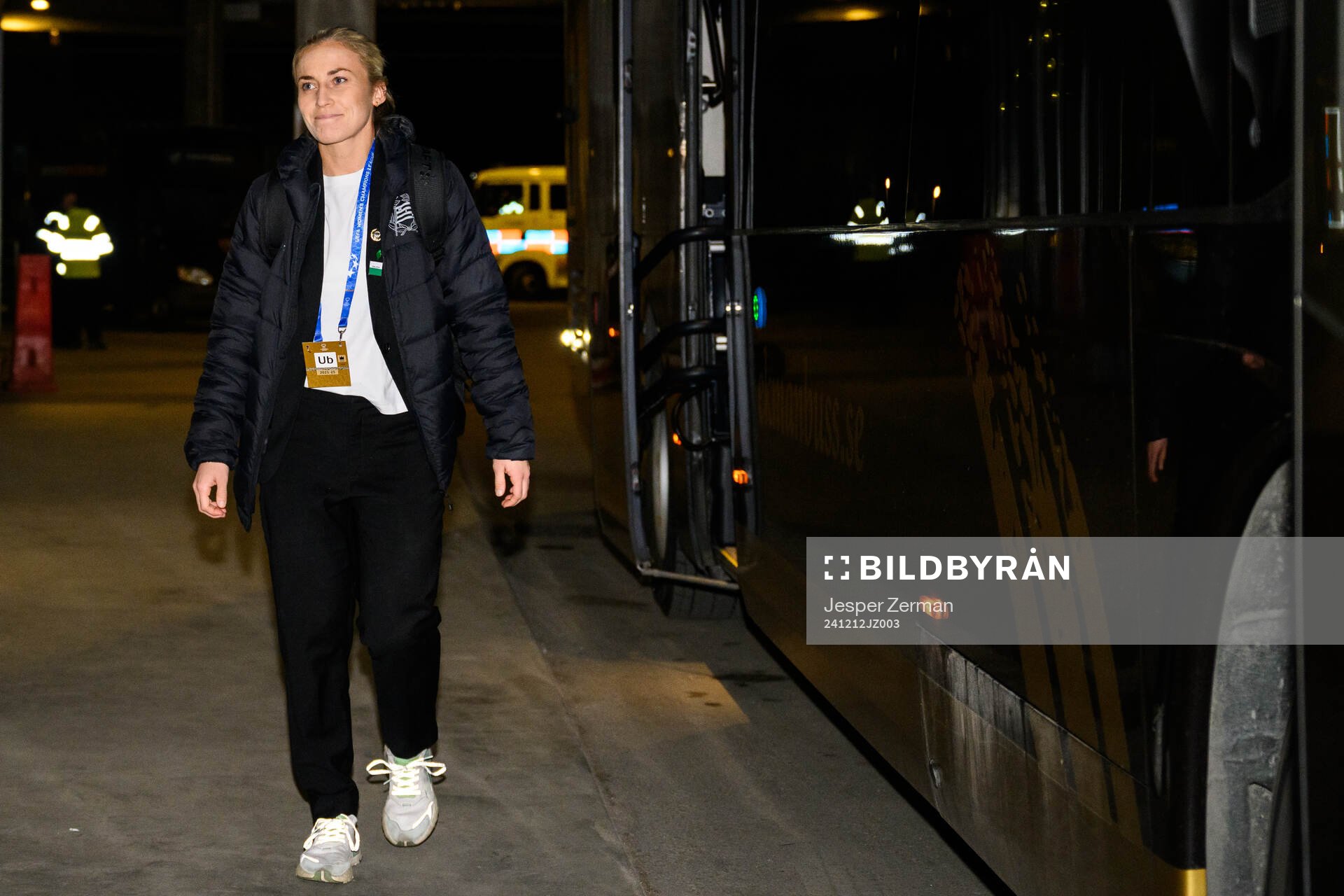 Ellen Gibson of Hammarby arrives at Tele2 Arena