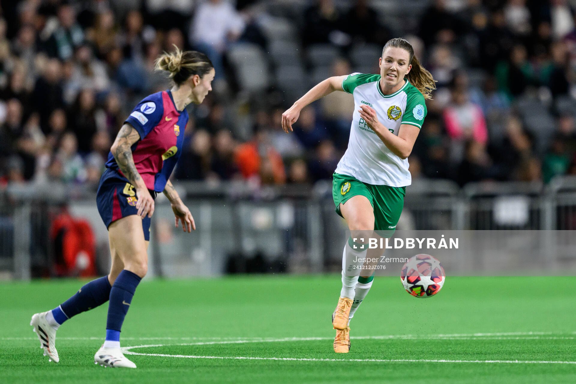 Maria Leon of Barcelona and  Emma Westin of Hammarby
