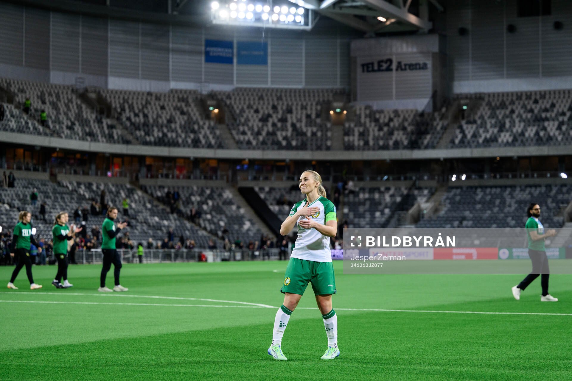 Ellen Gibson of Hammarby is celebrated as she played her
