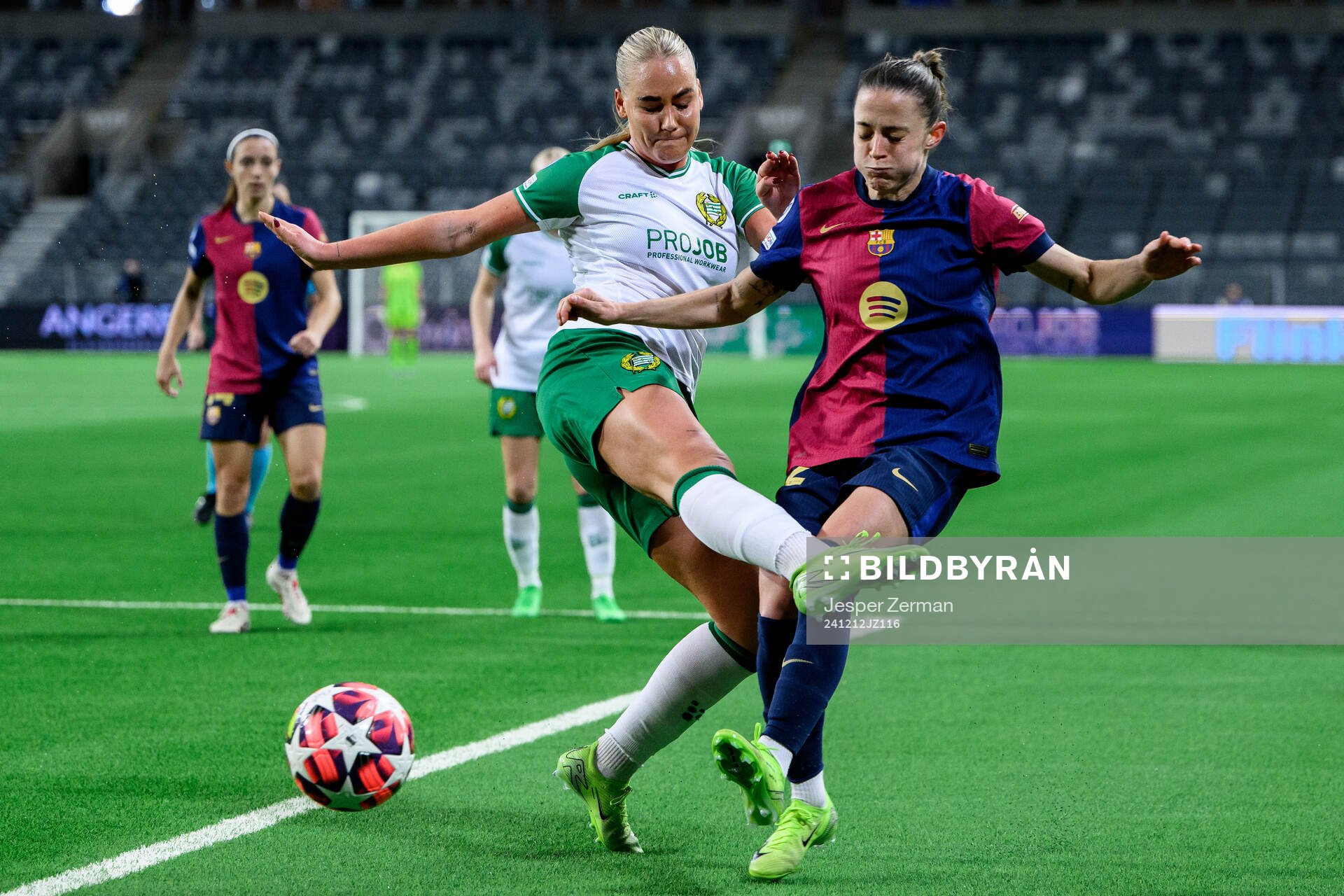 Cathinka Tandberg of Hammarby and Irene Paredes of Barcelona
