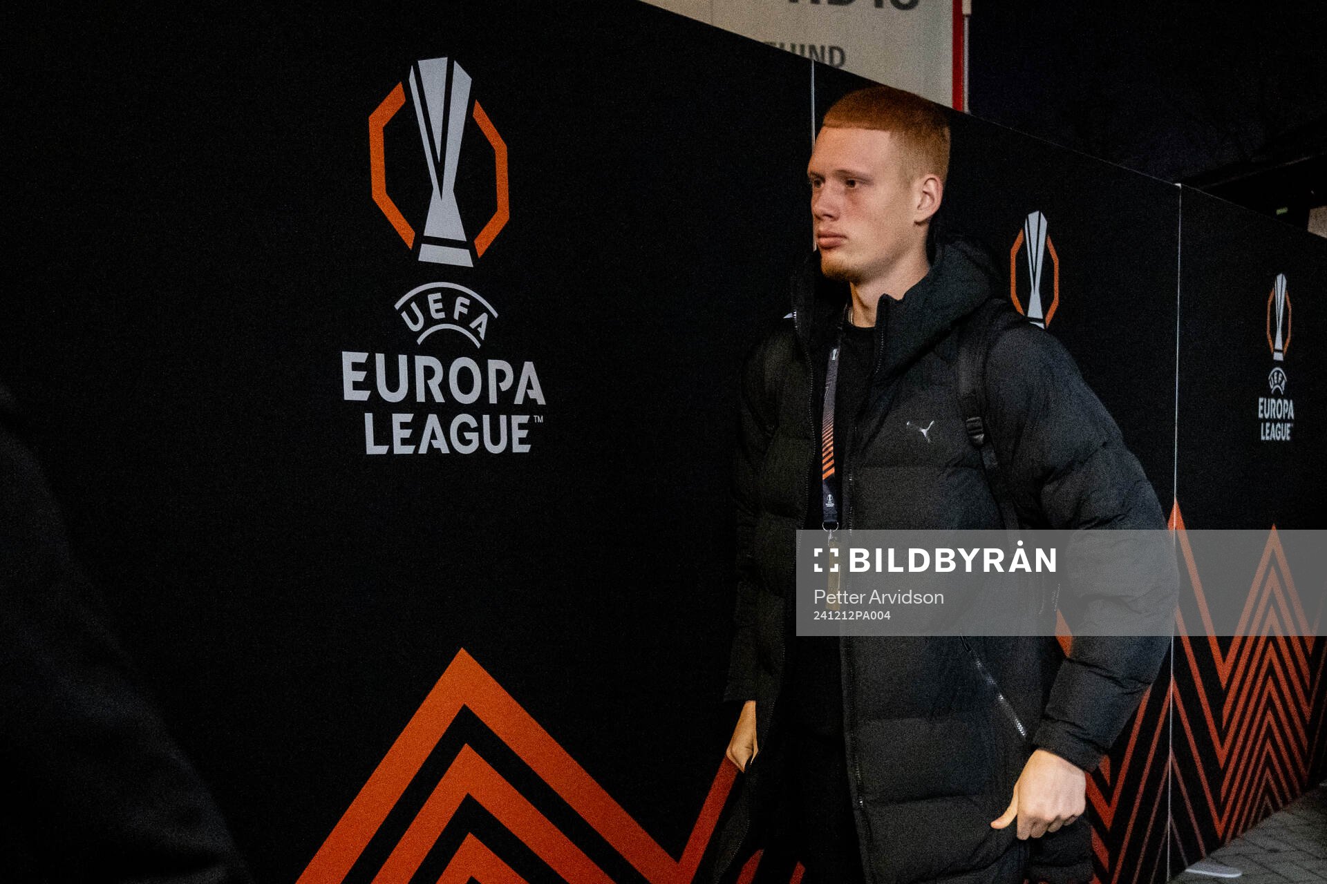 Goalkeeper Joakim Persson of Malmö FF arrives to the