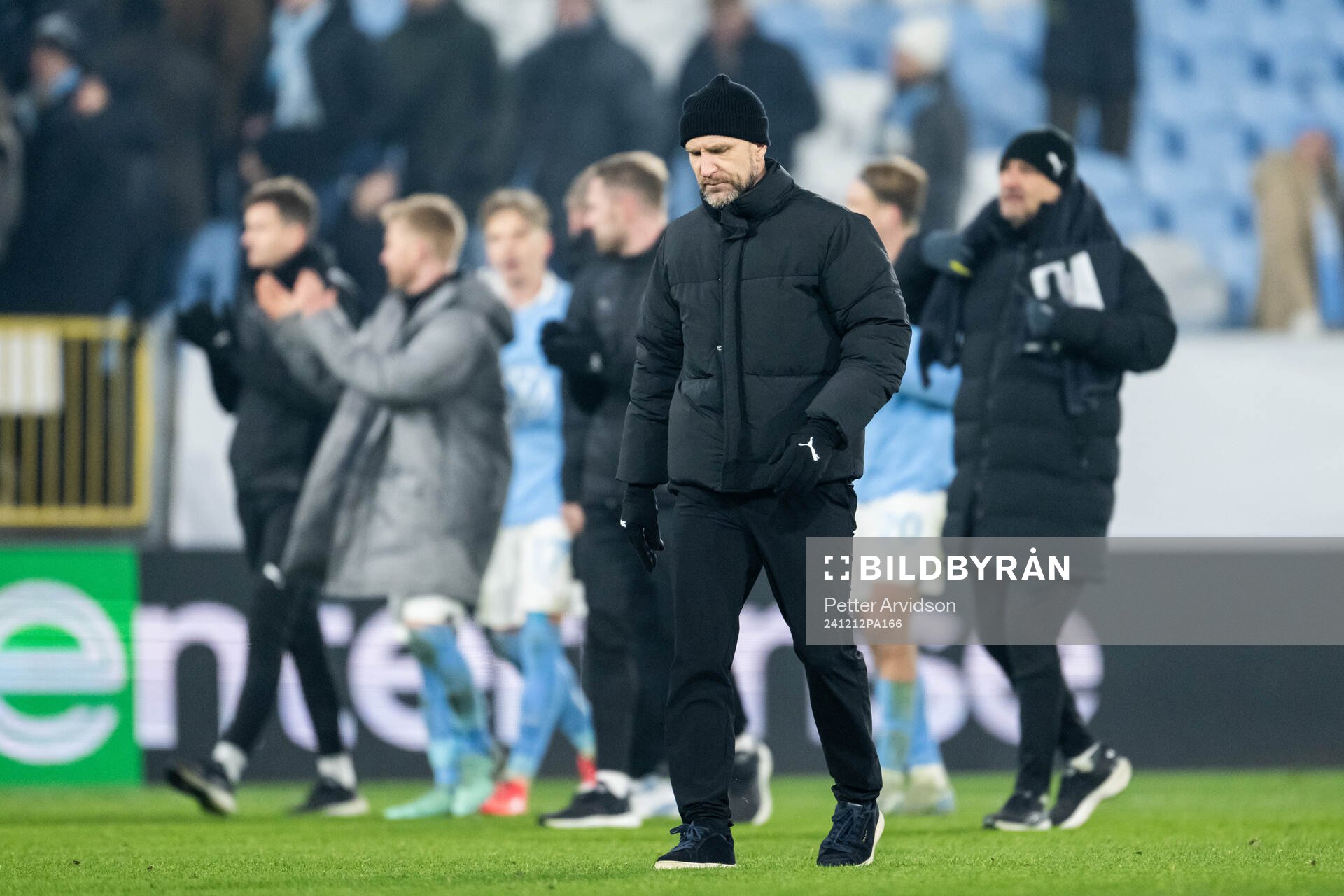 Head coach Henrik Rydström of Malmö FF looks dejected
