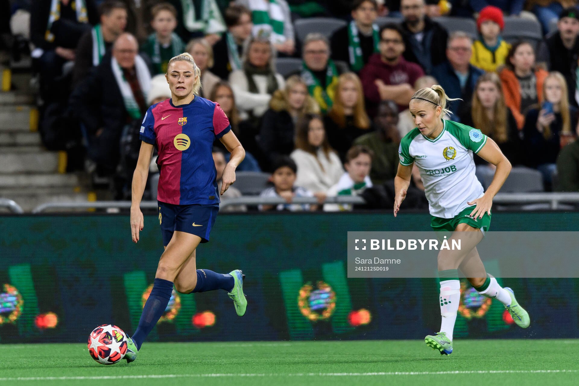 Fridolina Rolfö of Barcelona and Stina Lennartsson of