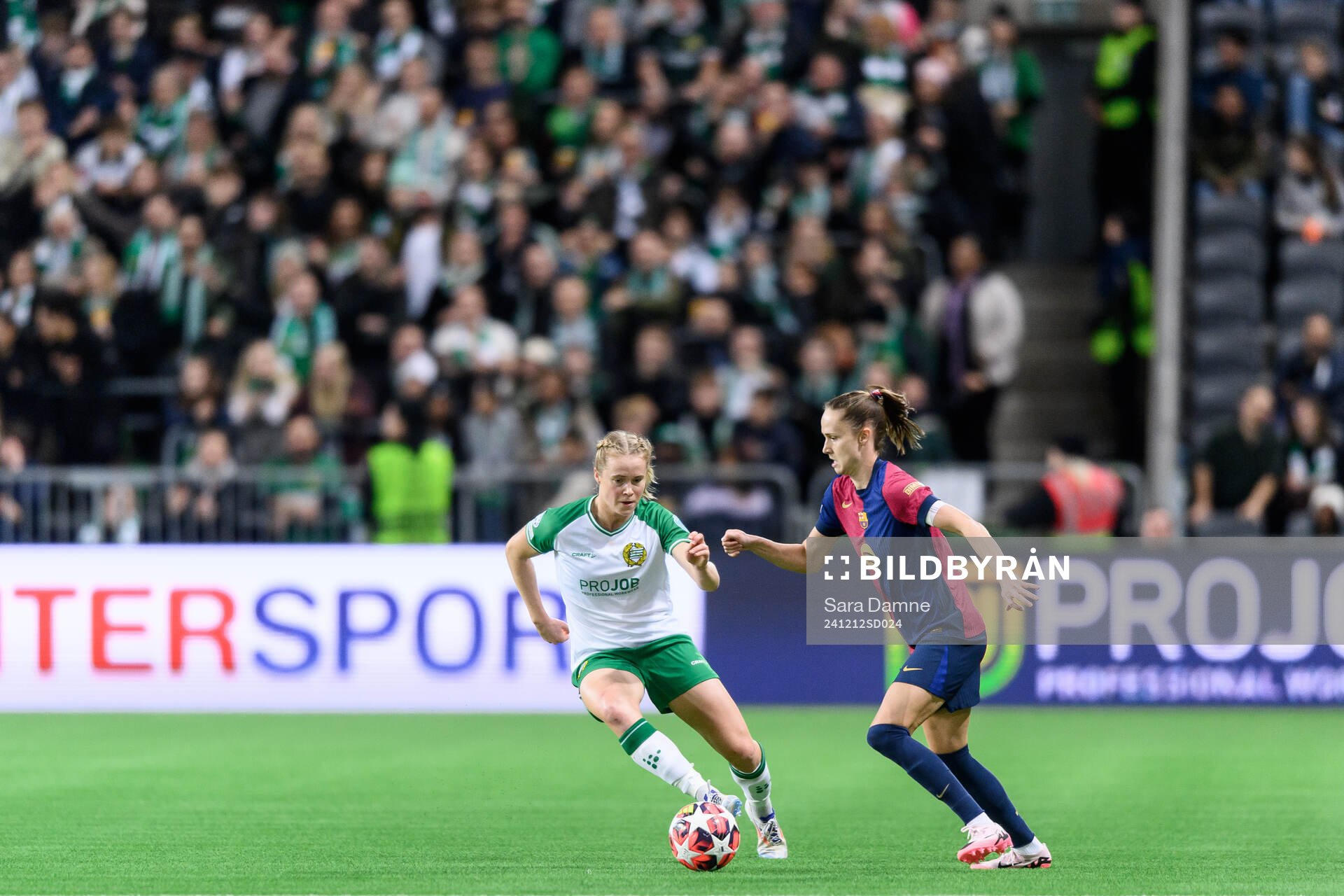Julie Blakstad of Hammarby and Caroline Graham Hansen of