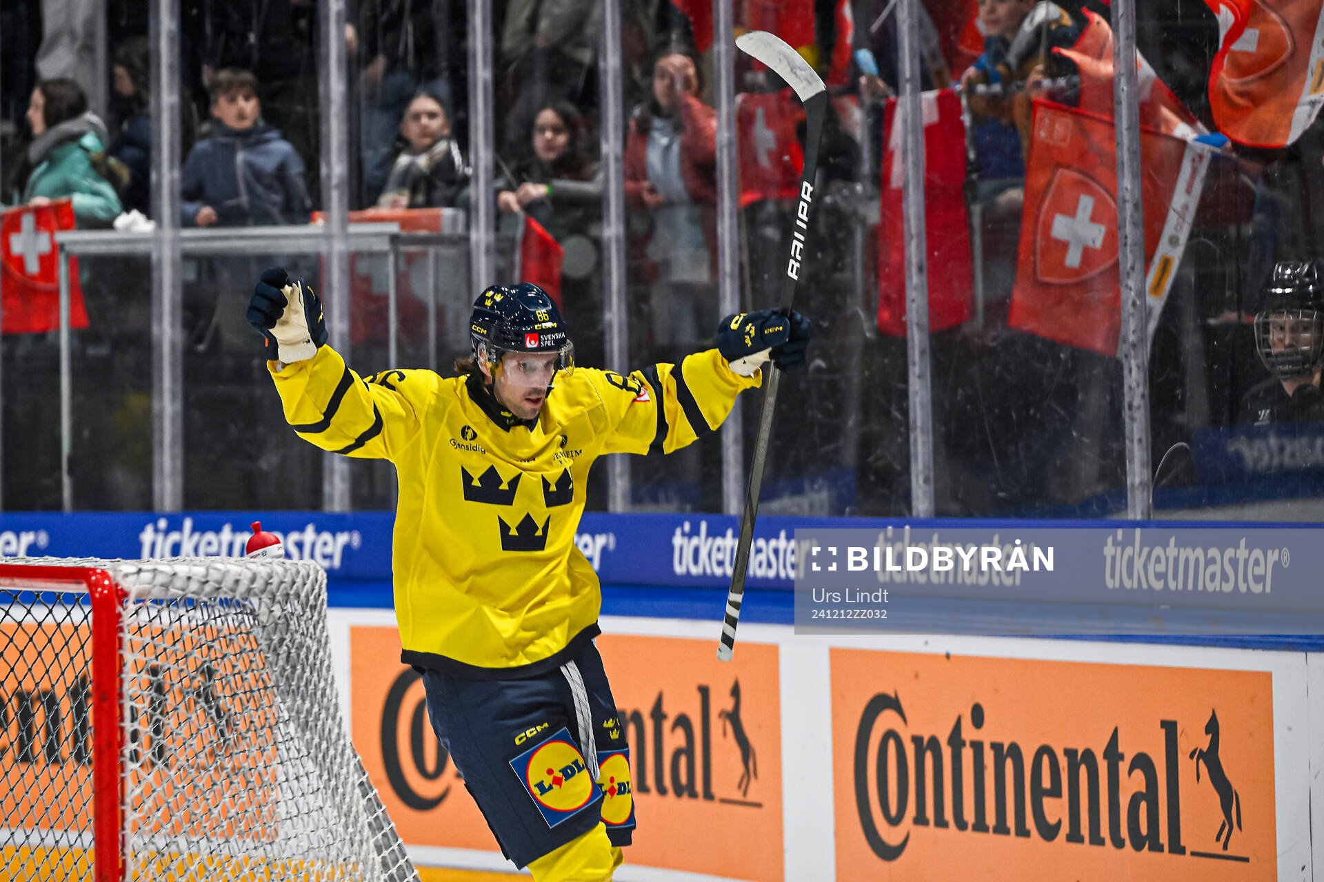 Mathias Brome of Sweden celebrates