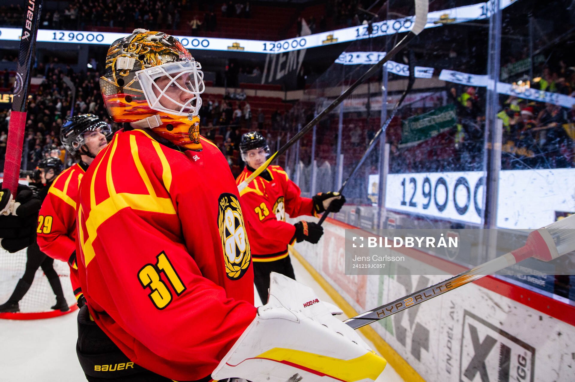 Brynäs målvakt Erik Källgren jublar