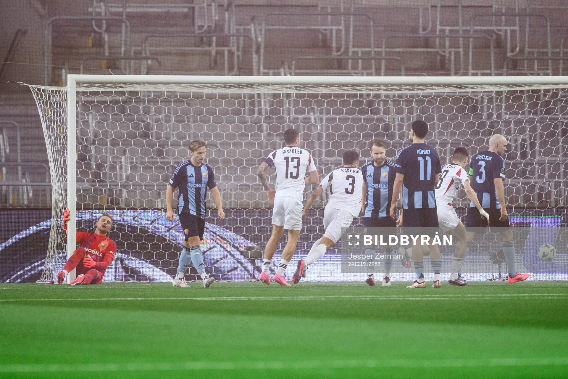 Goalkeeper Jacob Rinne and Daniel Stensson of Djurgården