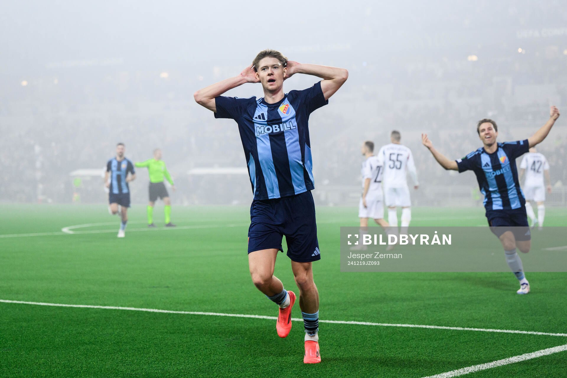 Patric Åslund of Djurgården celebrates