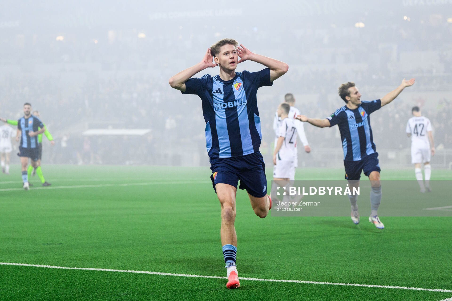 Patric Åslund of Djurgården celebrates
