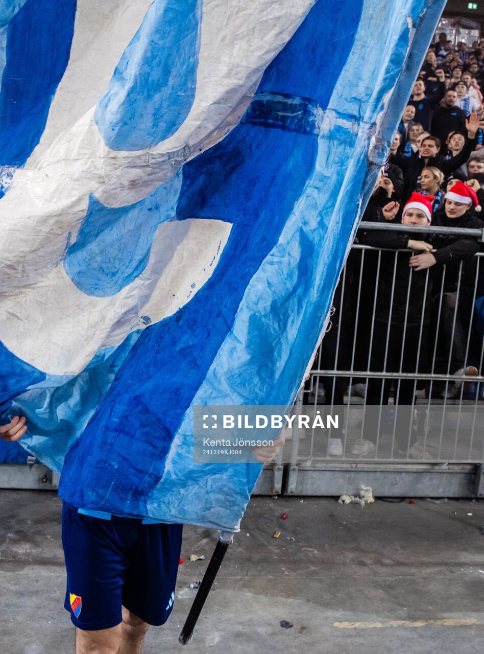 Haris Radetinac of Djurgården with fans