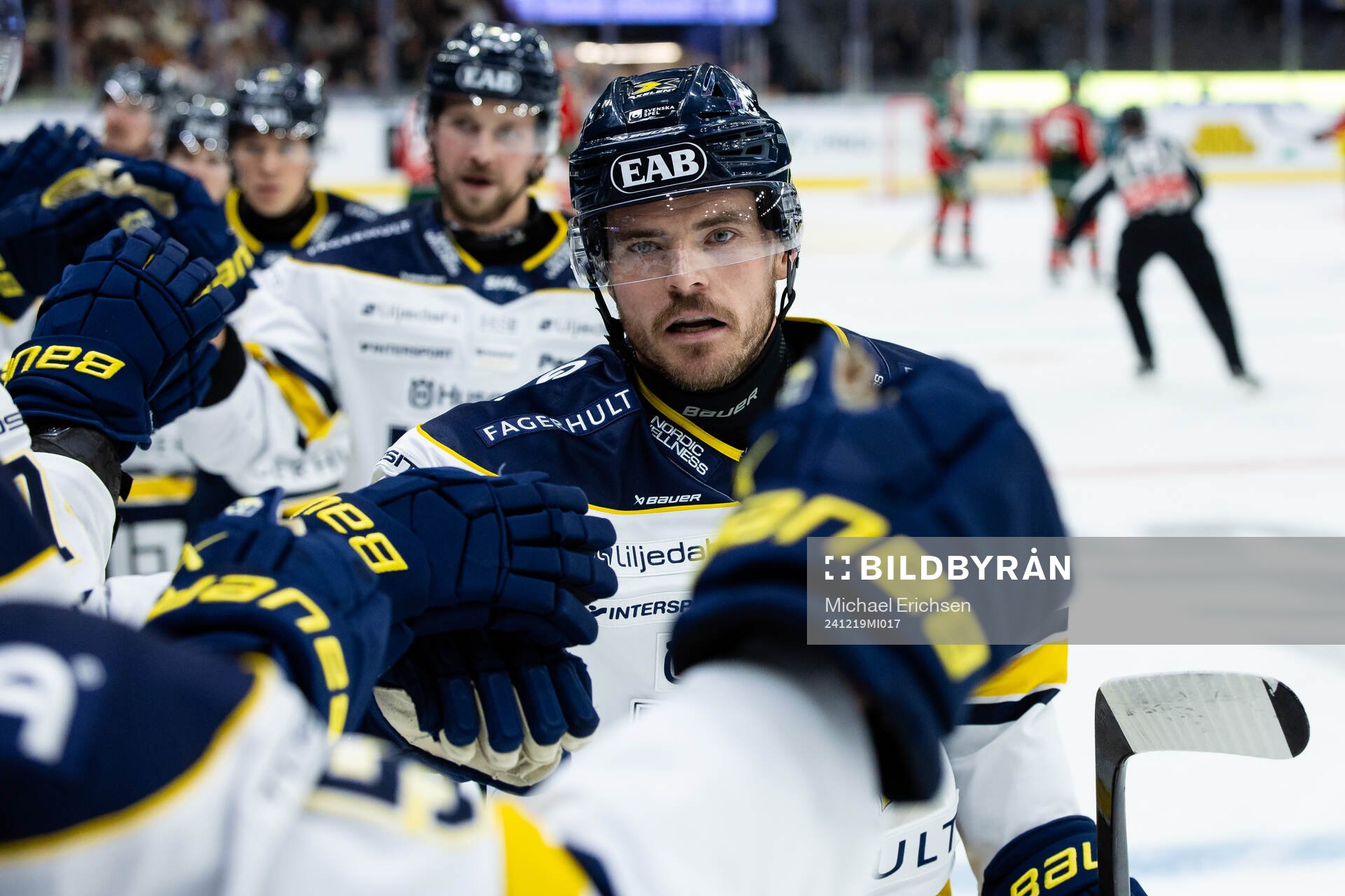 HV71s Oscar Engsund jublar