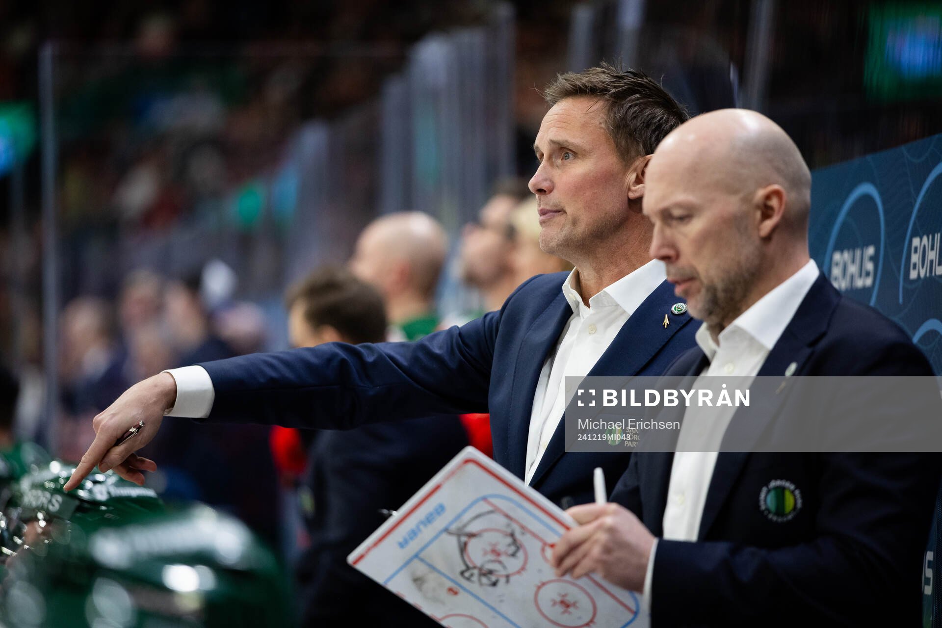 Frölundas tränare Roger Rönnberg och assisterande