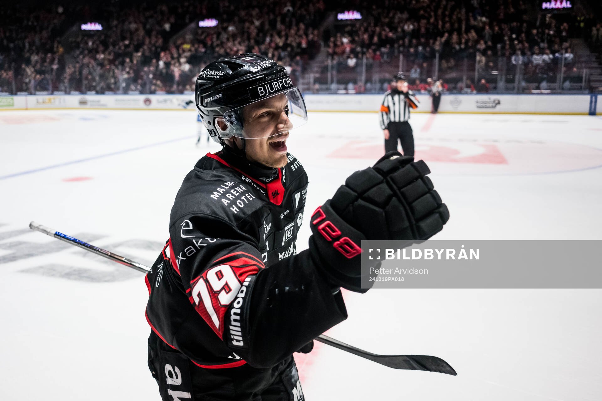 Malmö Redhawks Jakub Galvas jublar