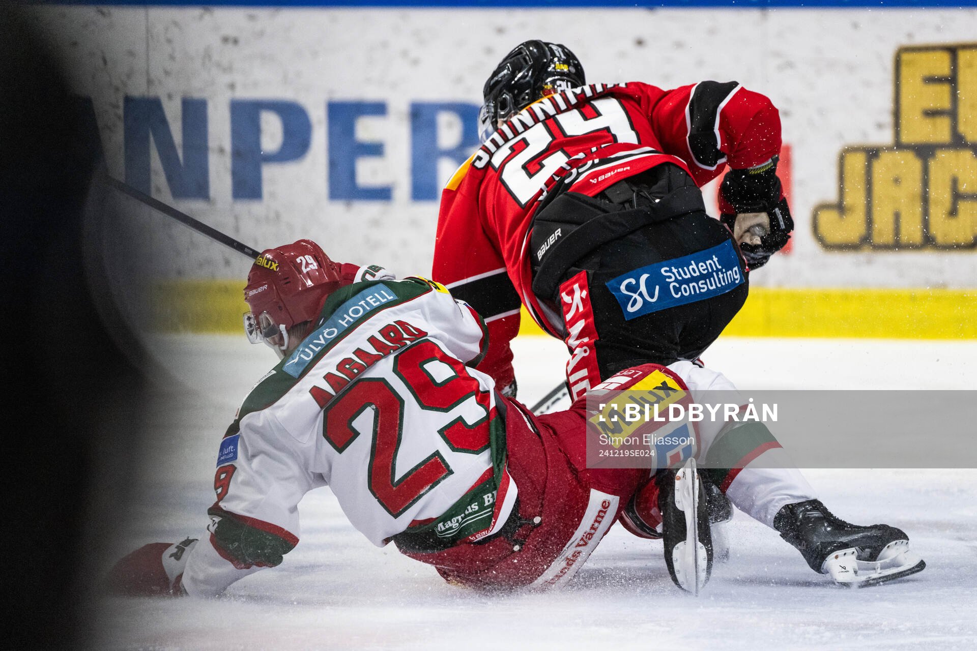 Modos Mikkel Aagaard och Luleås Brendan Shinnimin