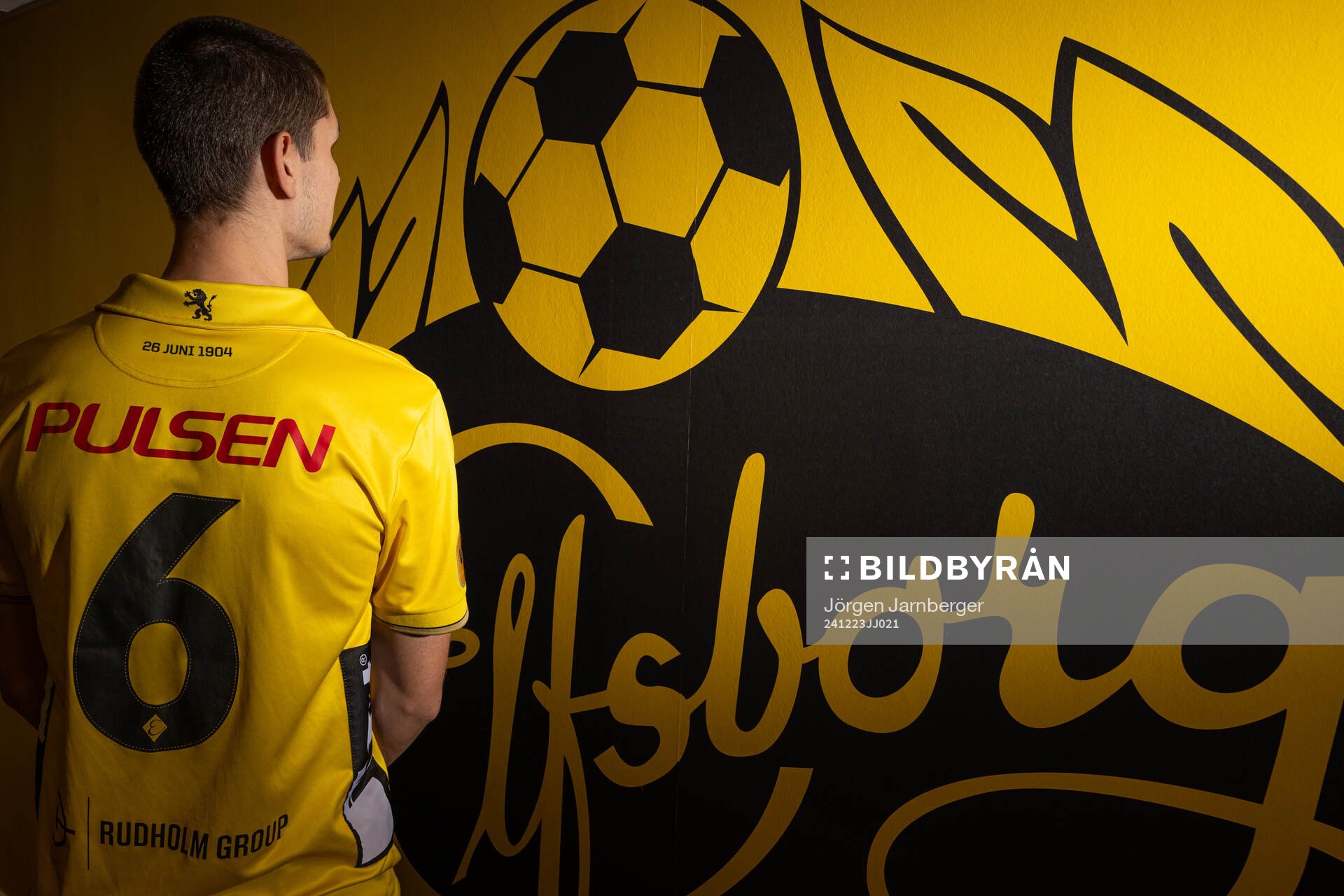 Nyförvärvet Rasmus Wikström under en fotografering med Elfsborg den 23 december 2024 i Borås. 