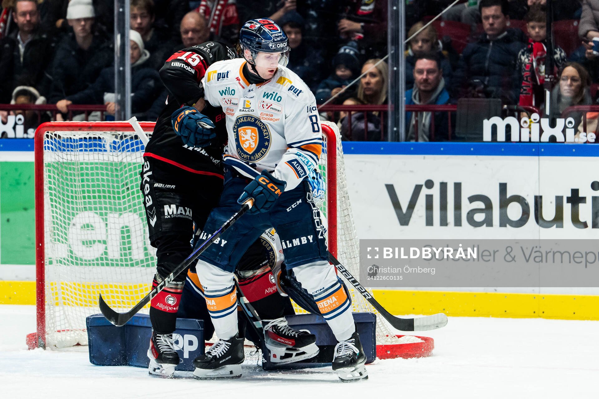 Malmö Redhawks Freddie Larsson och Växjös Zachary