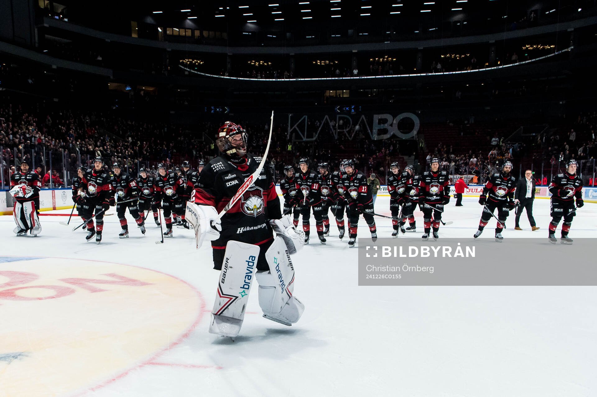 Malmö Redhawks målvakt Daniel Marmenlind jublar