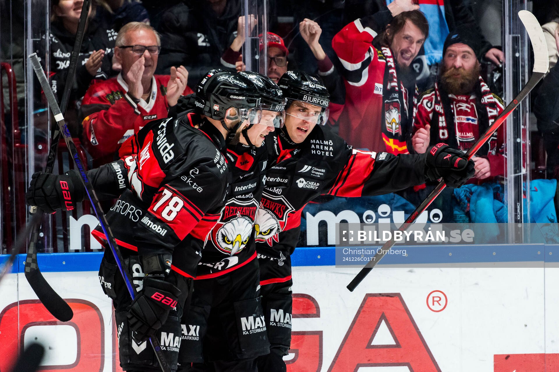 Malmö Redhawks Joona Ikonen jublar