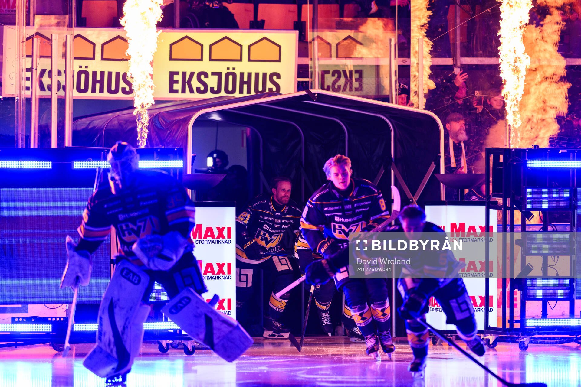 HV71s spelare åker ut på isen