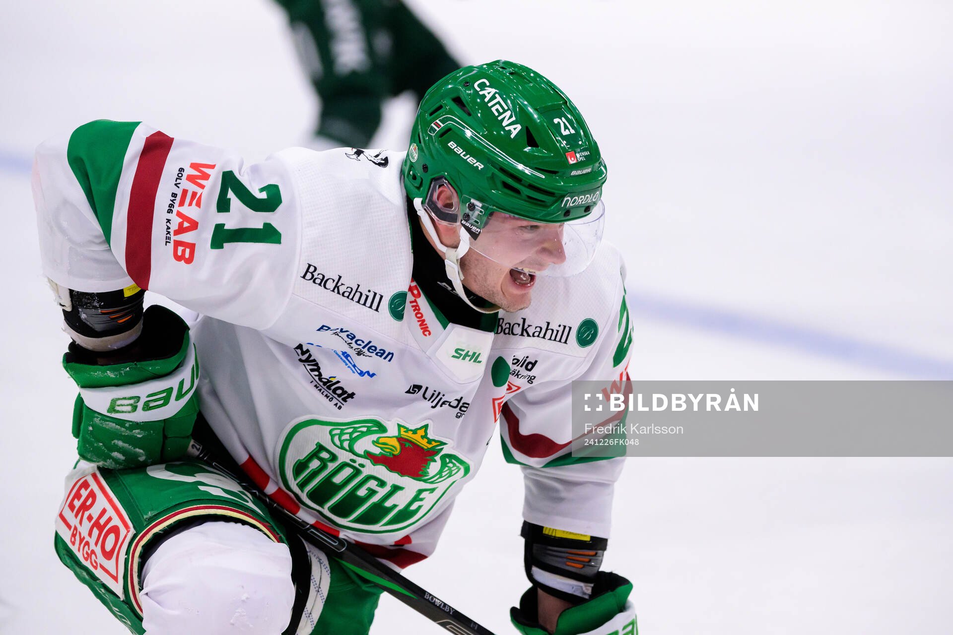 Rögles Henry Bowlby har ont