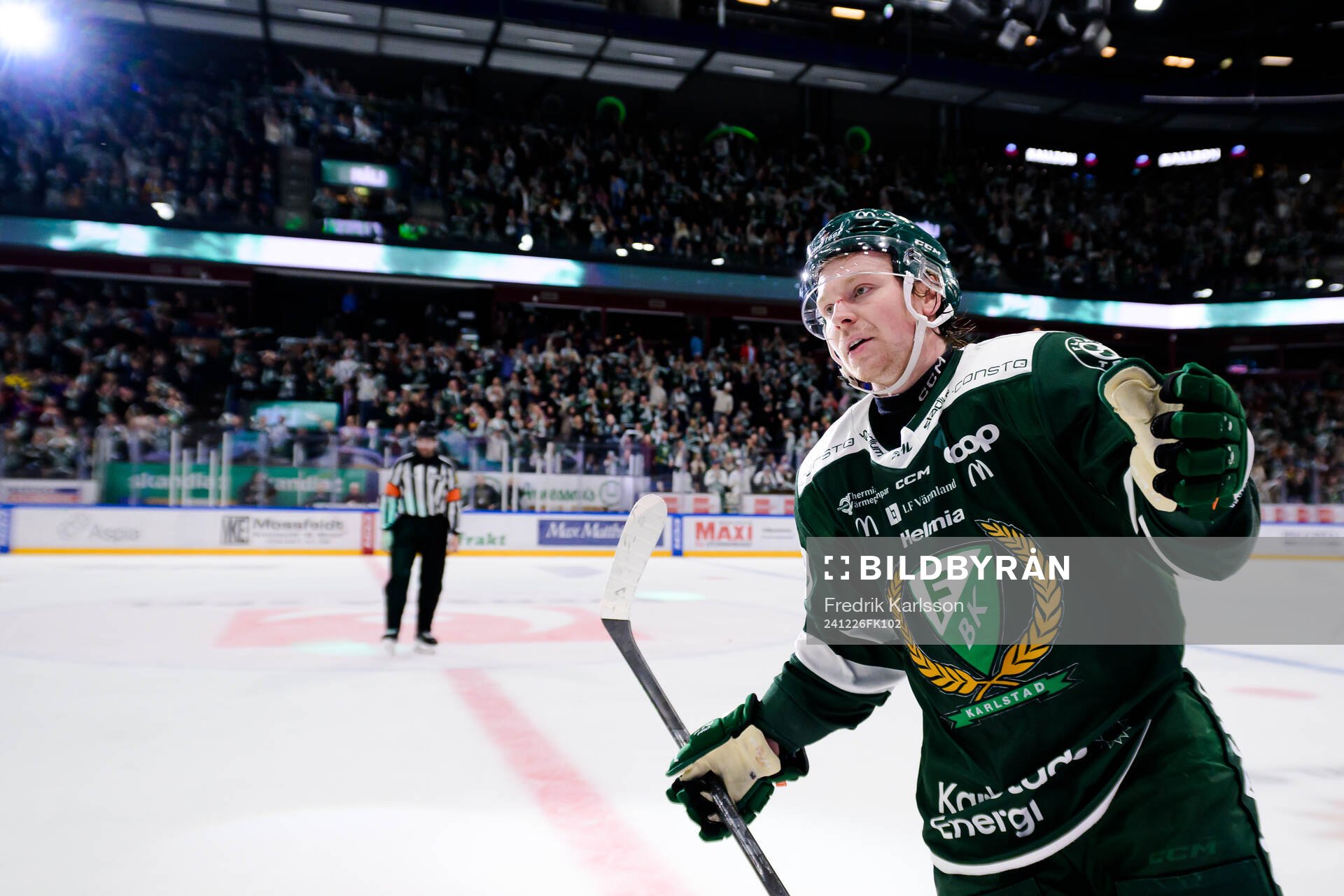 Färjestads Oskar Steen jublar