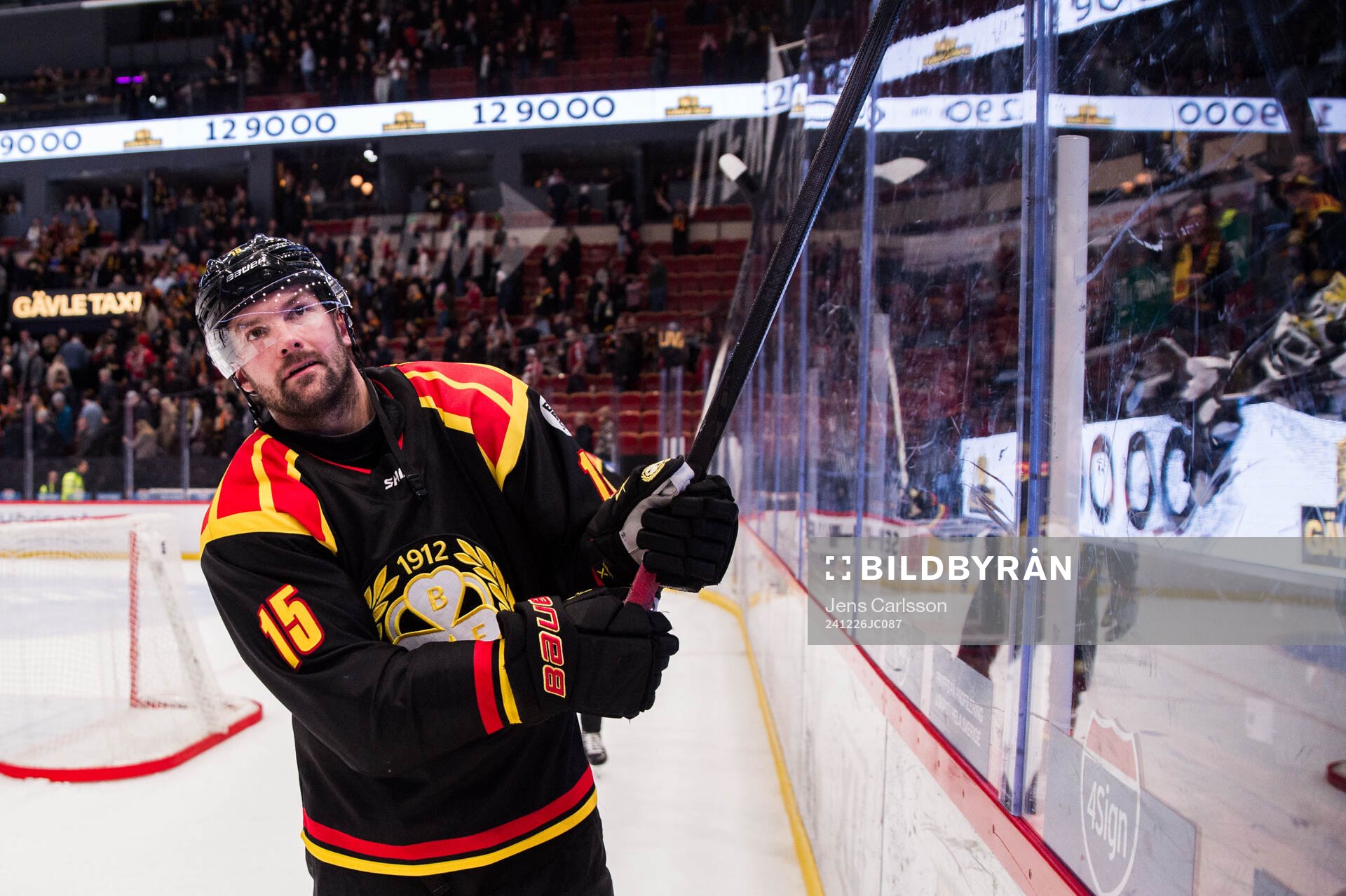 Brynäs Simon Bertilsson jublar