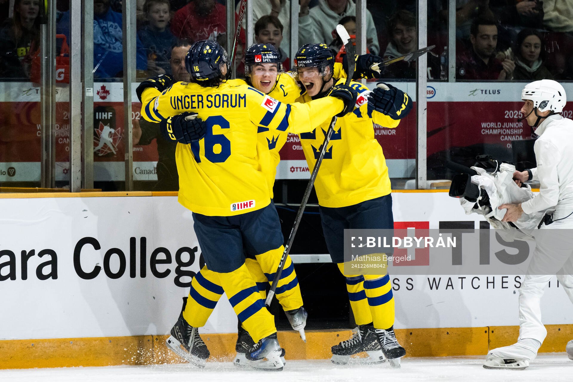 Axel Sandin-Pellikka of Sweden celebrates with Felix Unger