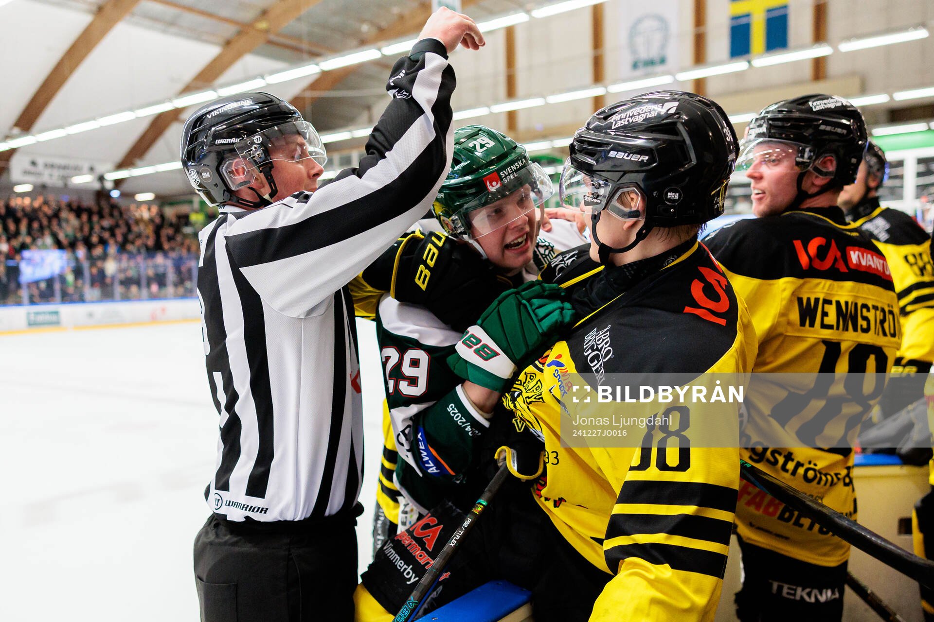 Tingsryds Valdemar Vesterlund och Vimmerbys Eddie Levin