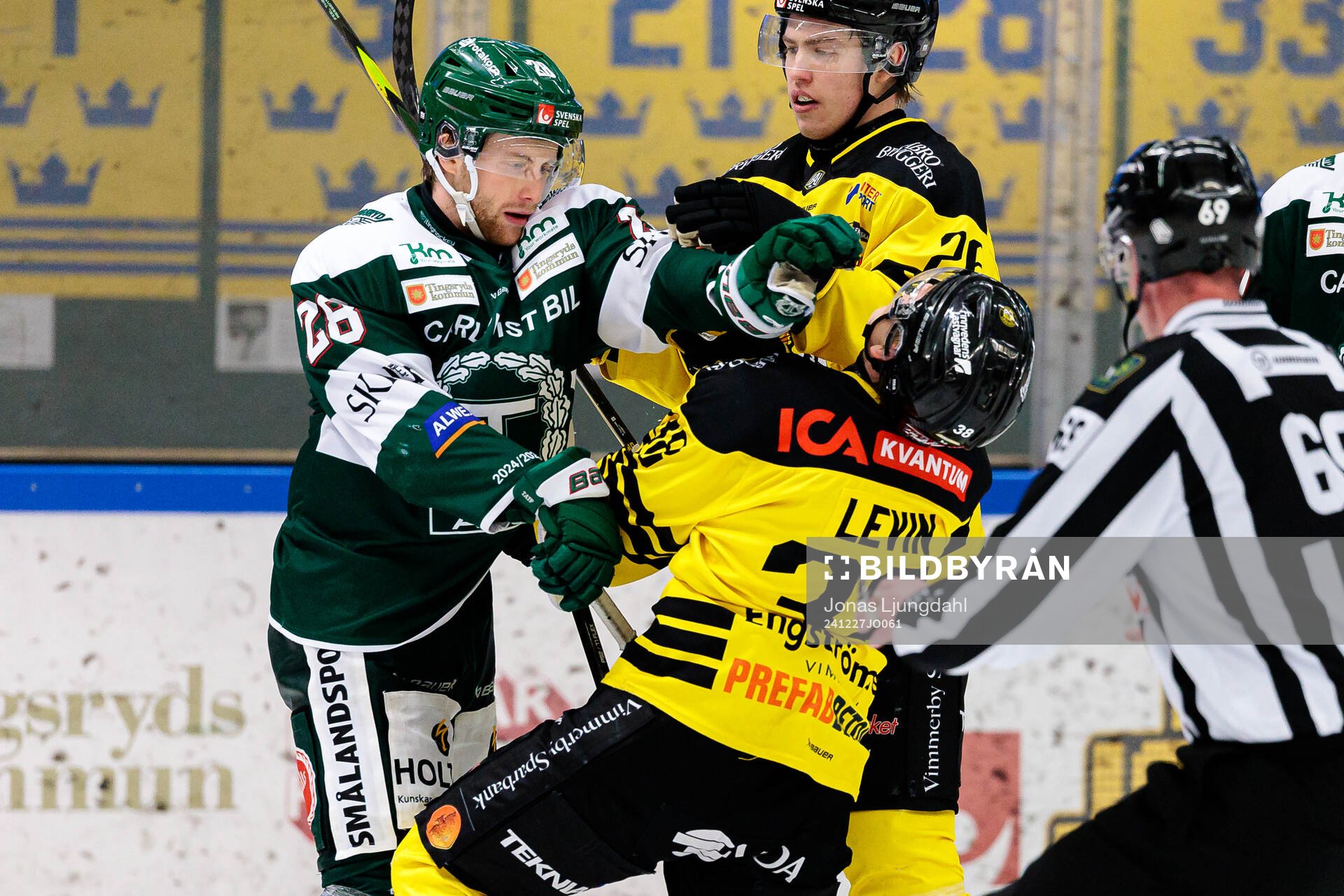 Tingsryds William Fransson och Vimmerbys Eddie Levin