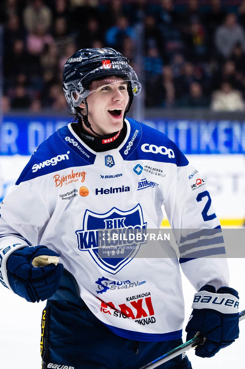 Karlskogas Christoffer Jansson jublar