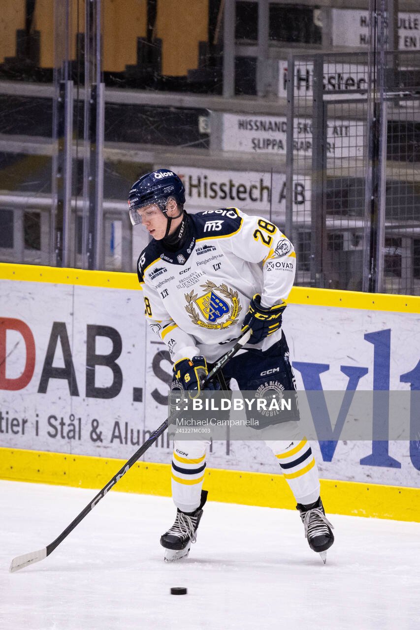 Södertäljes Adam Hesselvall