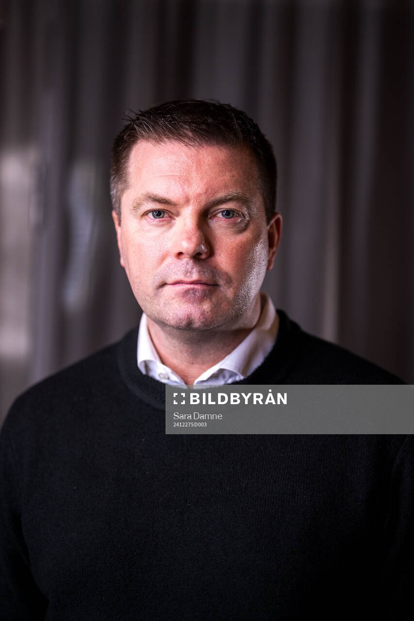 Häckens nya tränare Jens Gustafsson poserar för ett porträtt den 27 december 2024 i Stockholm. 