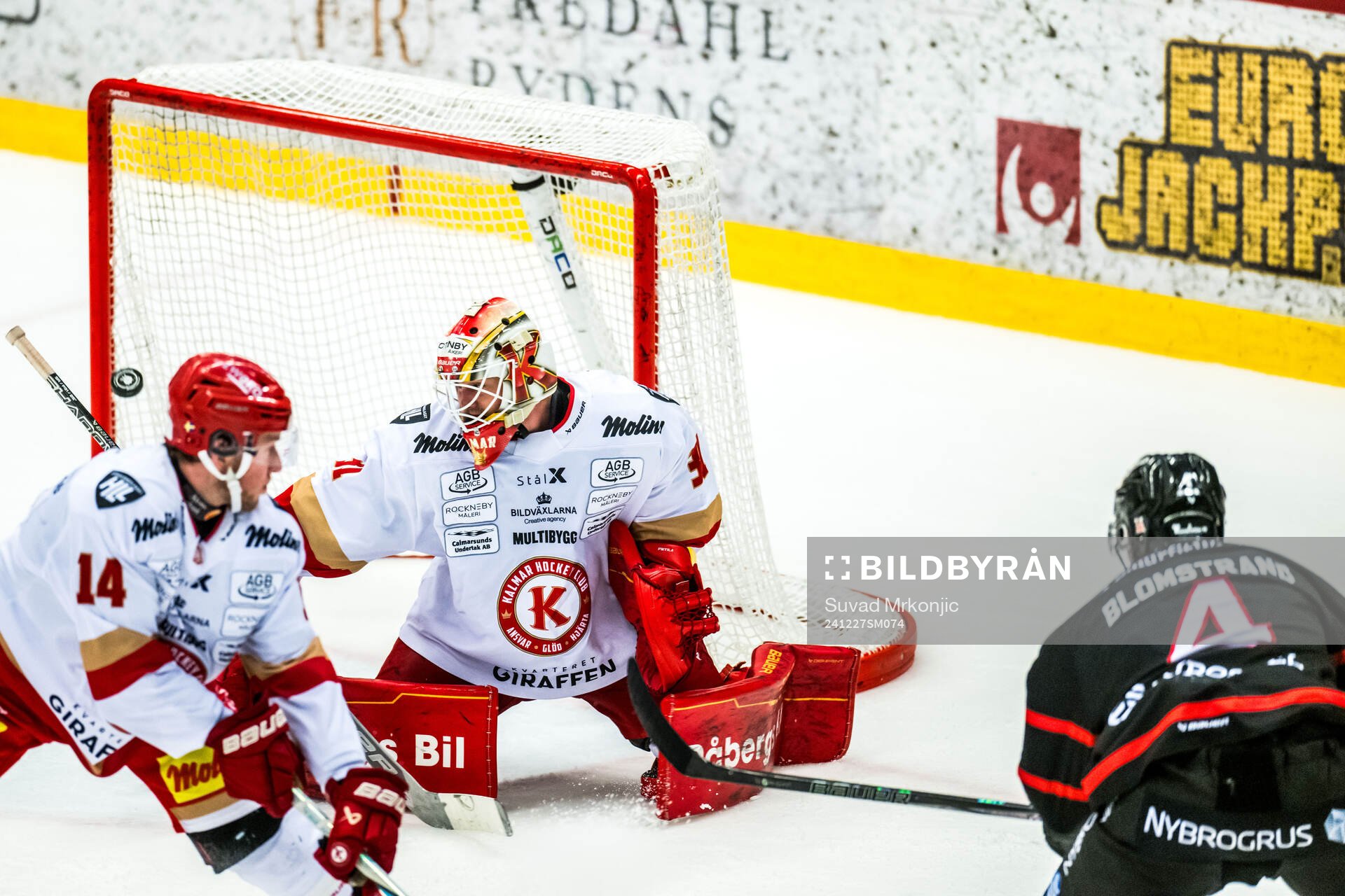 Kalmars Fredrik Granberg och målvakt Blake Pietila och