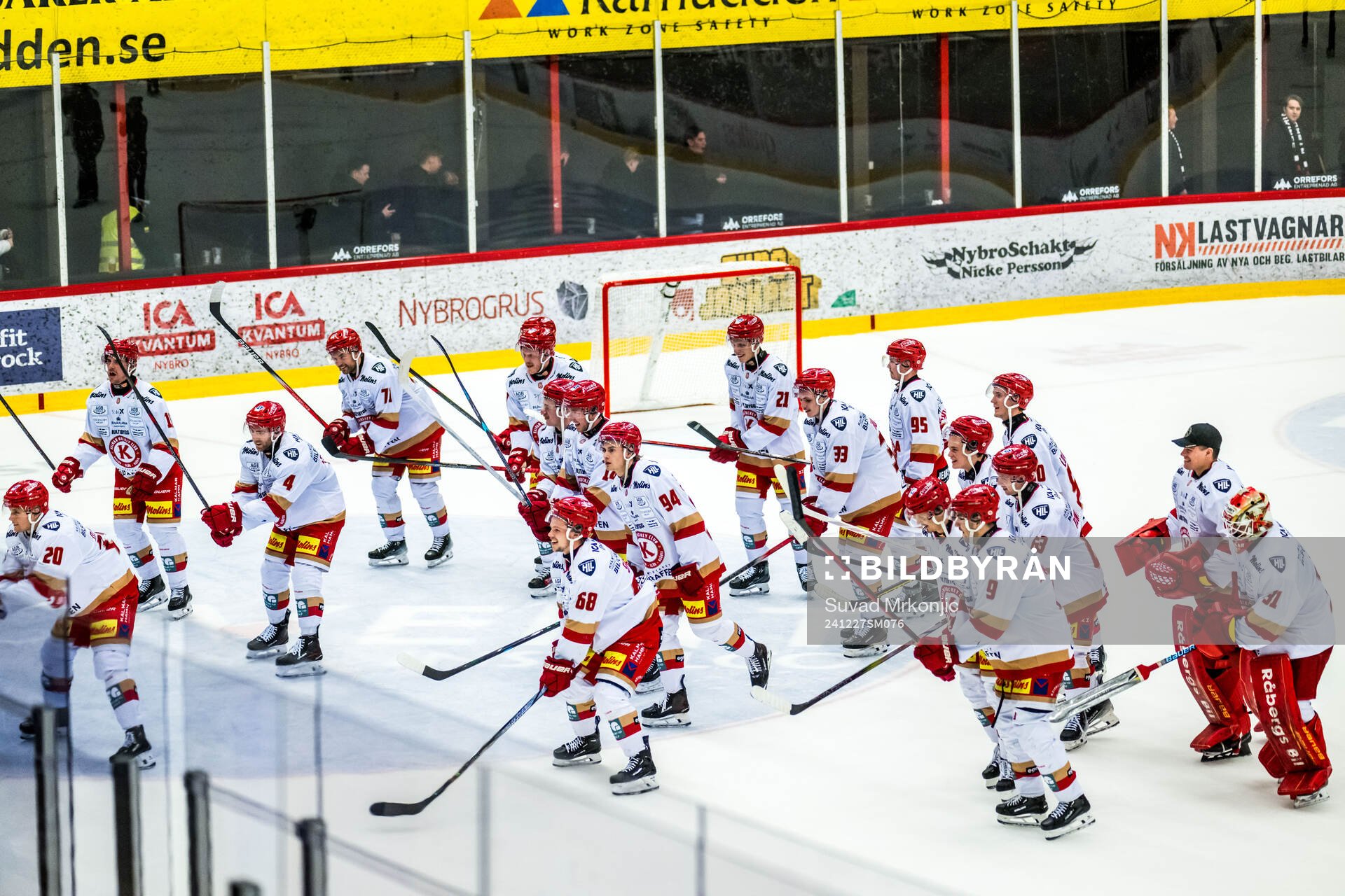 Kalmars spelare jublar