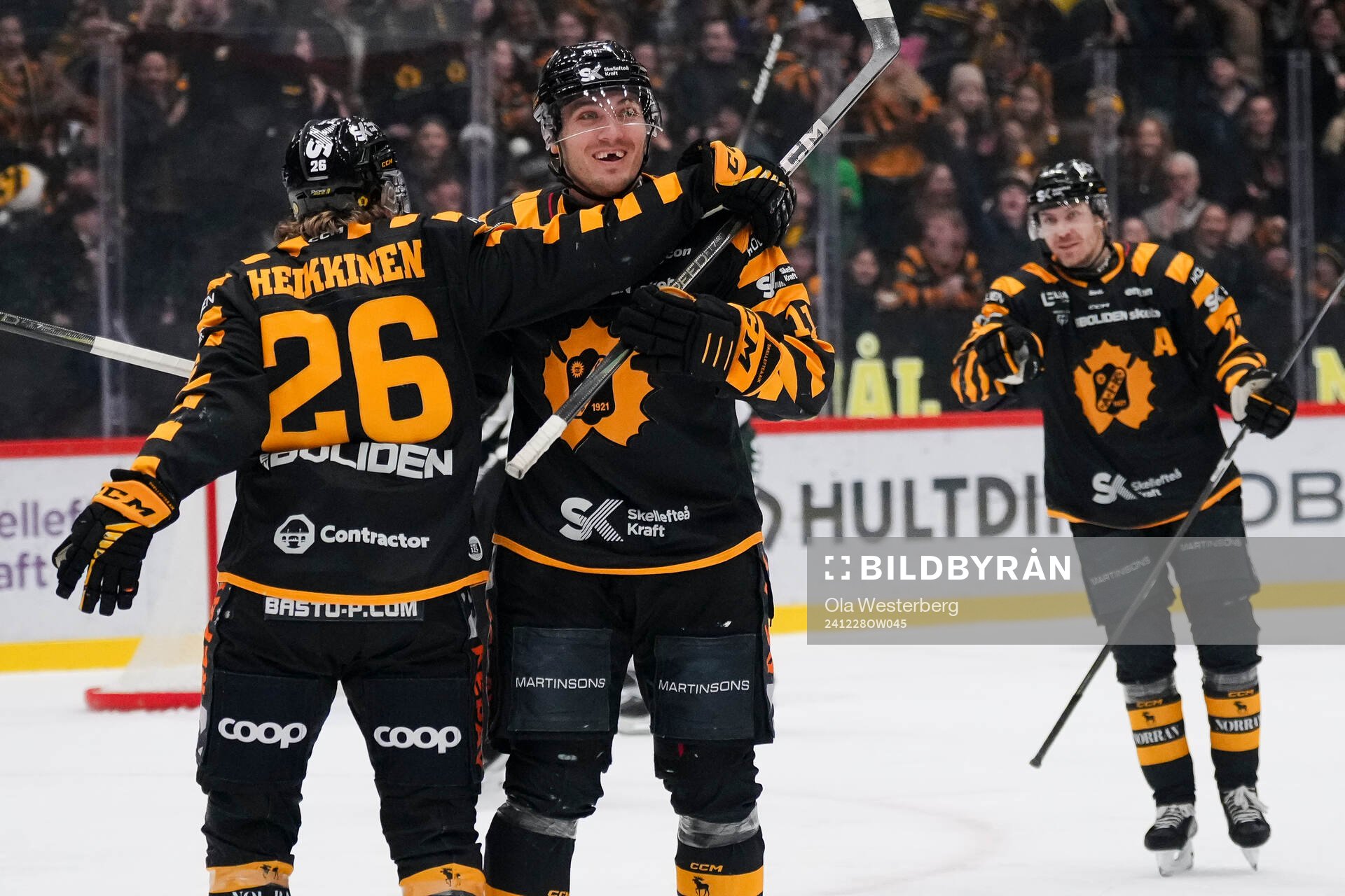Skellefteås Anton Heikkinen jublar