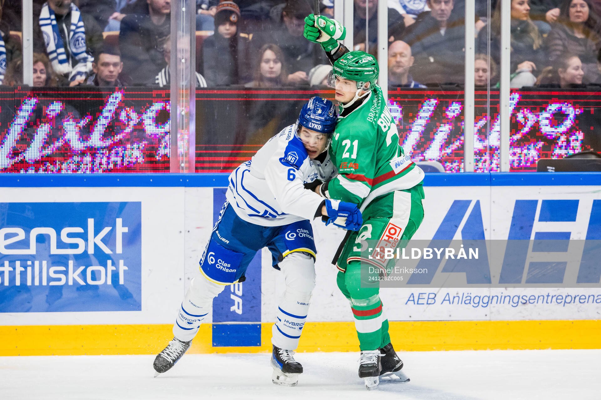 Leksands Alexander Lundqvist och Joonas Lyytinen jublar