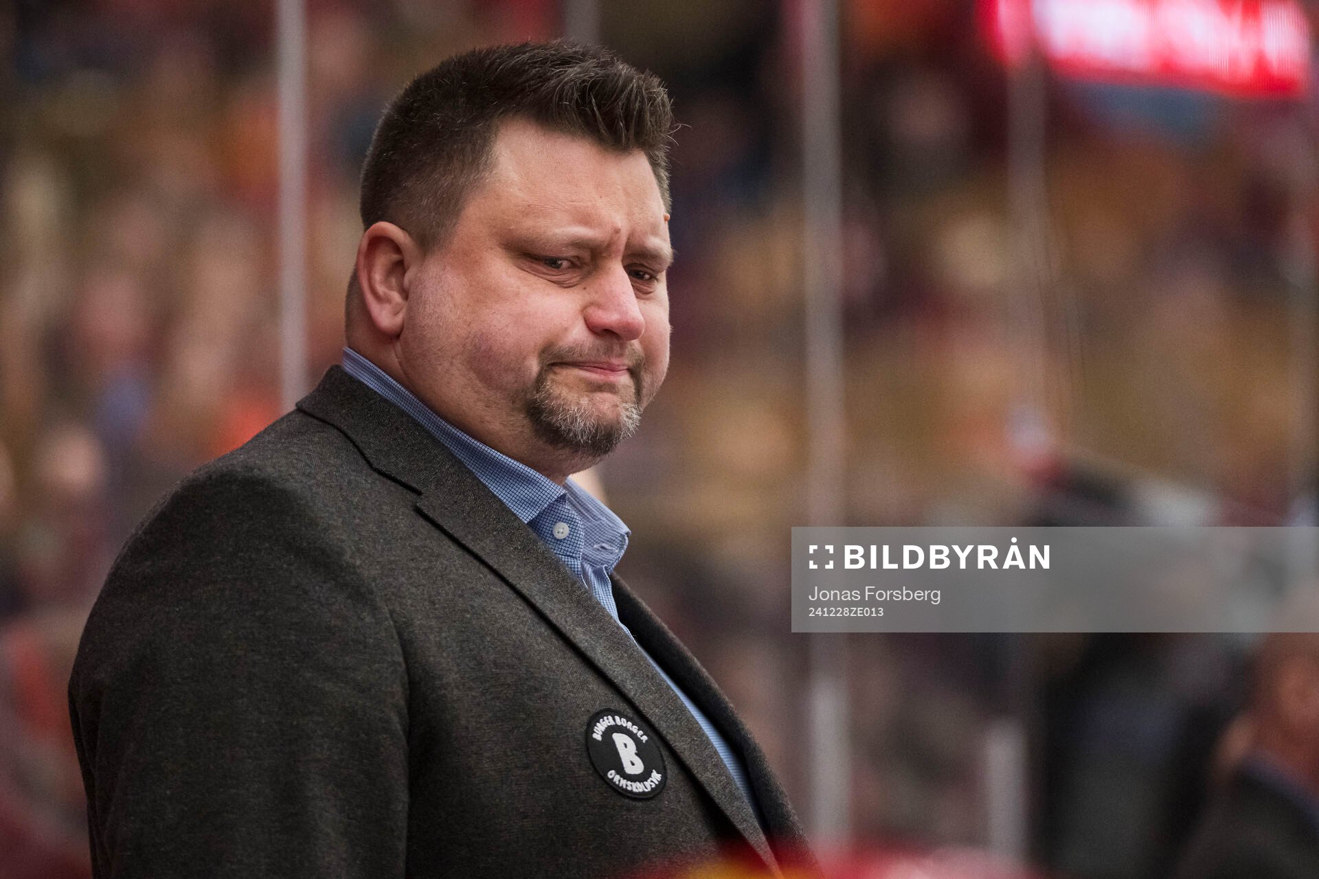 Modos tränare Mattias Karlin