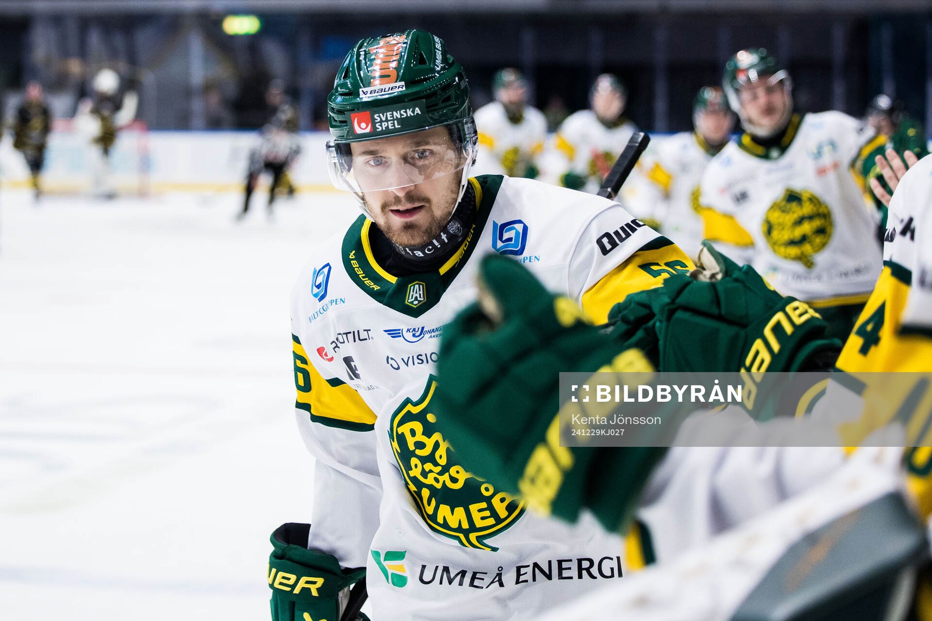 Björklövens Fredrik Forsberg jublar