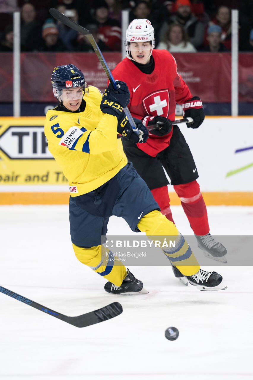 Wilhelm Hallquist of Sweden
