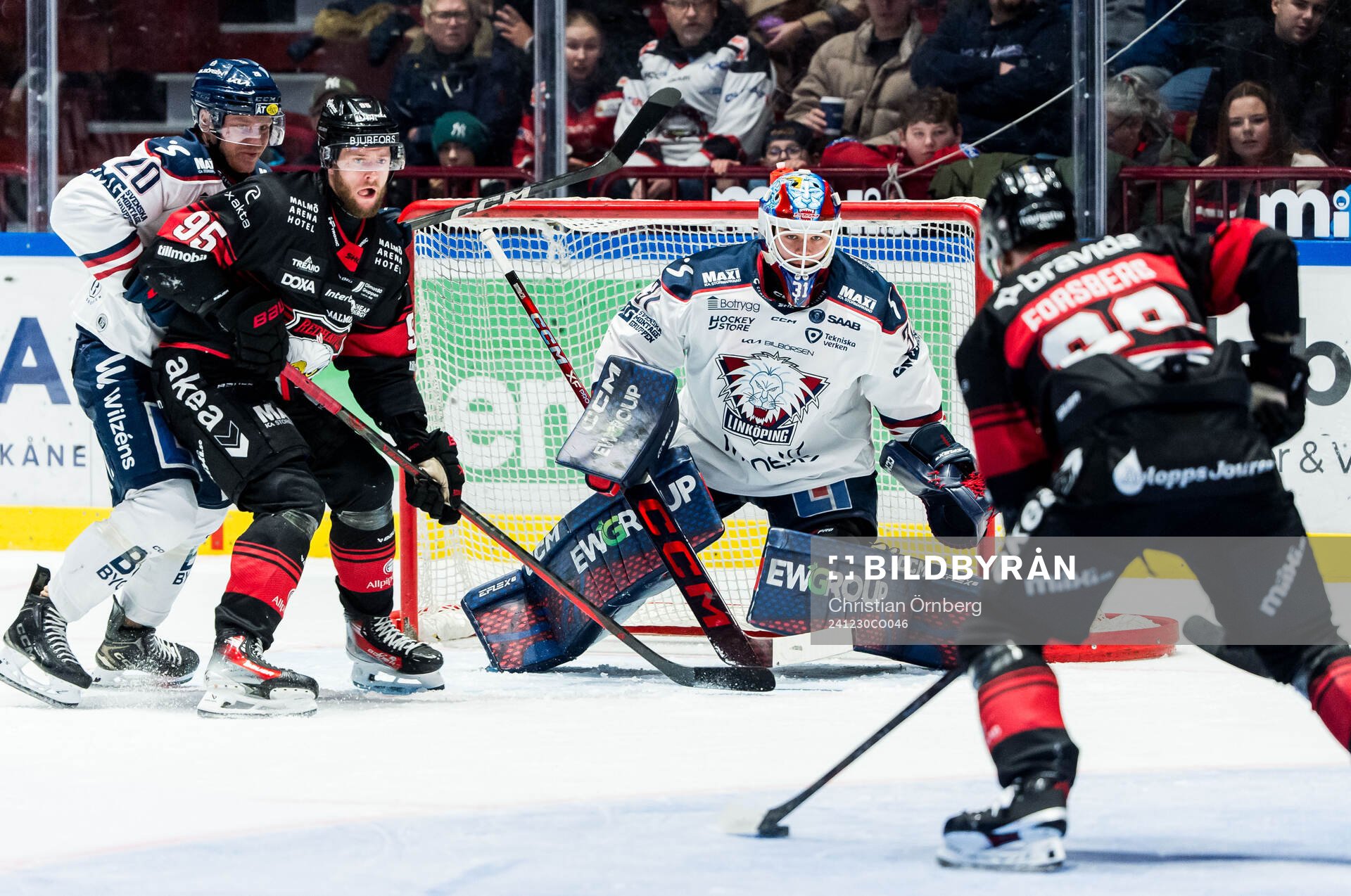 Linköpings målvakt Jesper Myrenberg och Malmö Redhawks