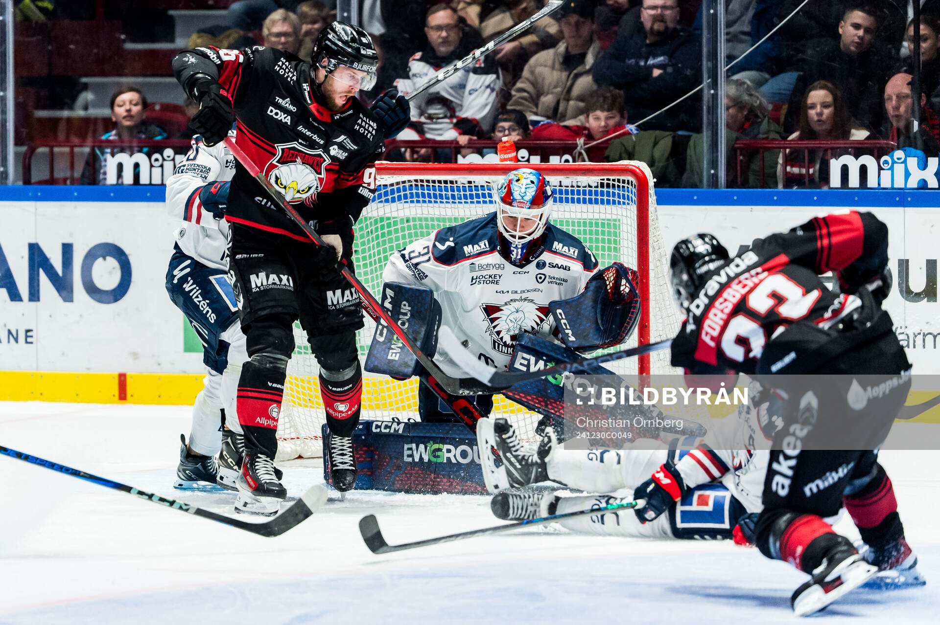 Linköpings målvakt Jesper Myrenberg och Malmö Redhawks