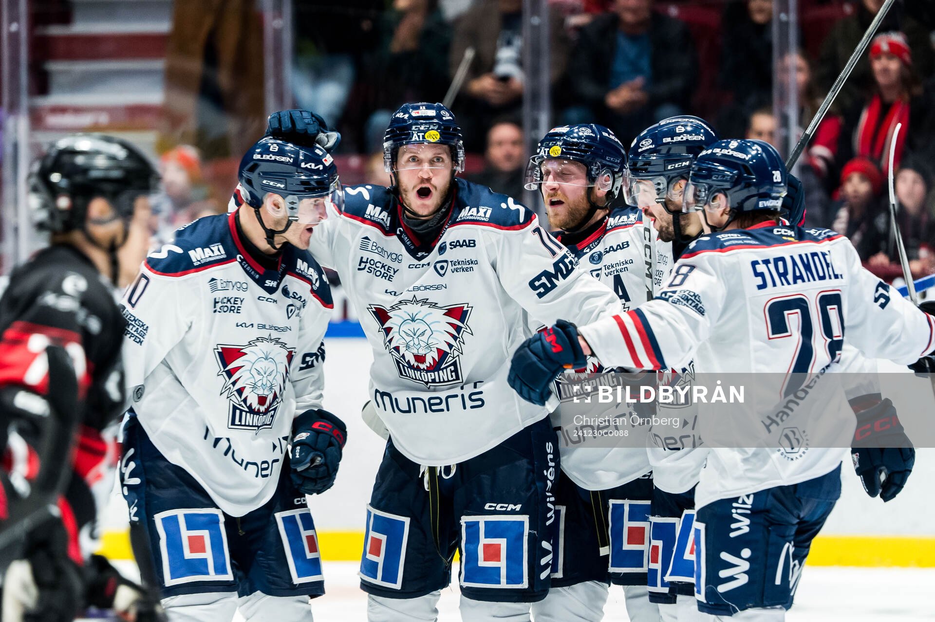 Linköpings Henrik Törnqvist jublar